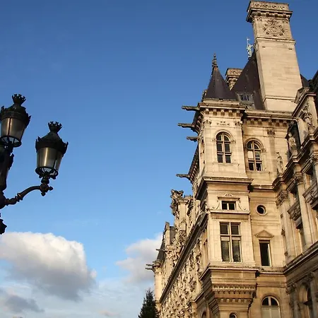New Le Voltaire Parigi