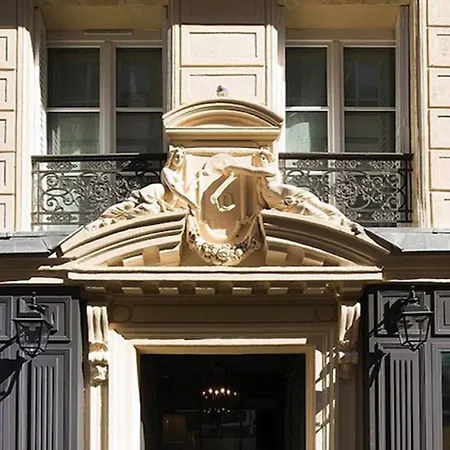 New Le Voltaire Parigi