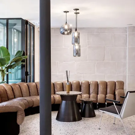 New Le Voltaire Parigi