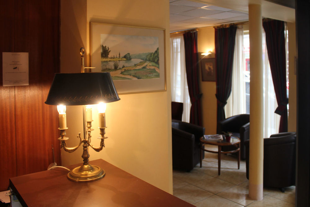 Hotel Newhotel Le Voltaire 4*