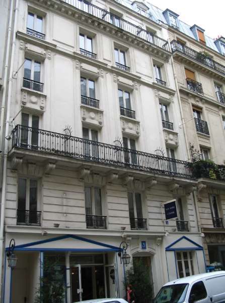 Hotel Newhotel Le Voltaire 4*