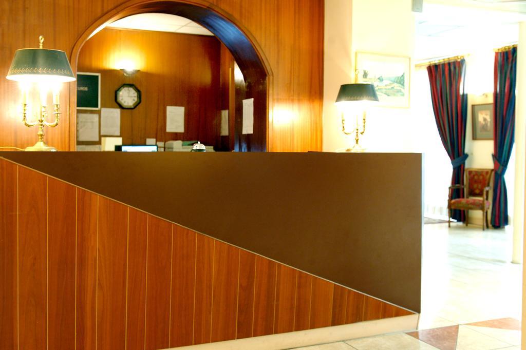 Newhotel Le Voltaire Hotel