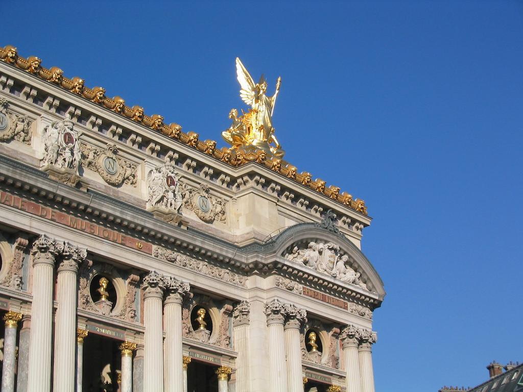 New Le Voltaire Parigi